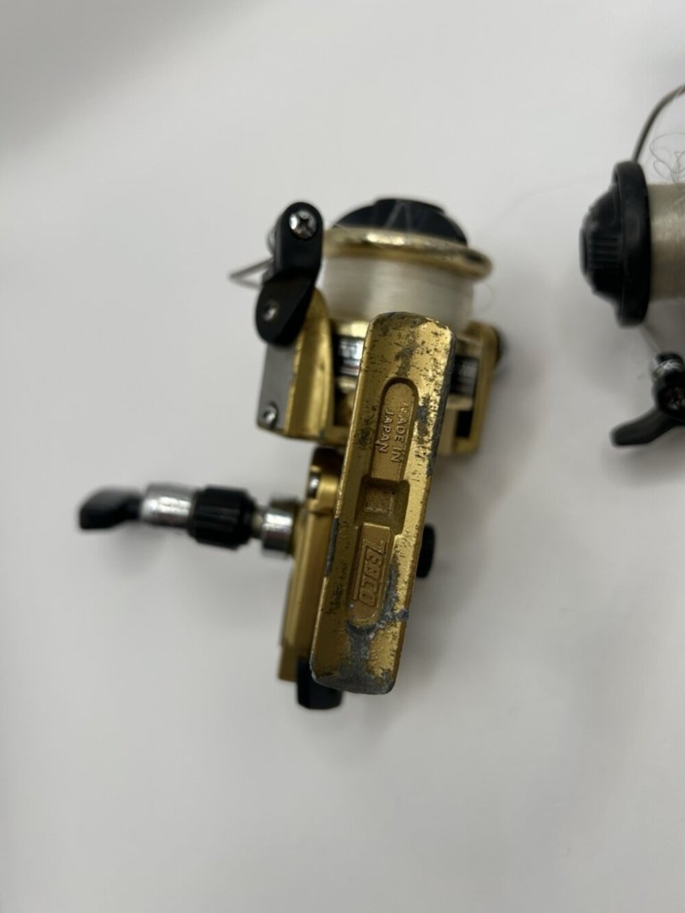 Vintage Spinning Fishing Reels Lot Zebco 6020 & Shimano FX200 Untested Fish Gift - Picture 9 of 13